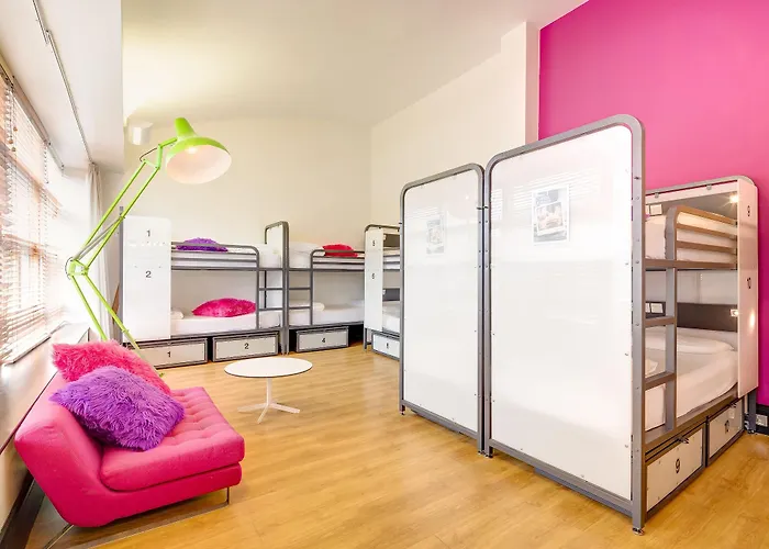 Generator Хостел *